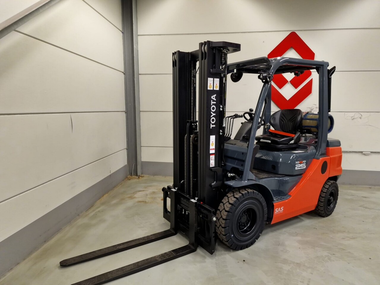 Diesel forklift TOYOTA 02-8FGF25: picture 4