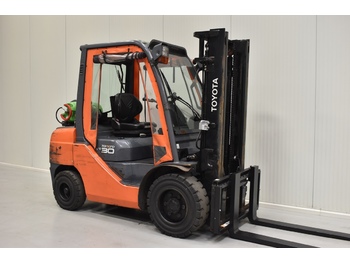 Diesel forklift TOYOTA 02-8FGF30: picture 1