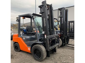Forklift TOYOTA 02-8FGJF35: picture 1