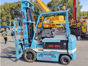 Electric forklift TOYOTA