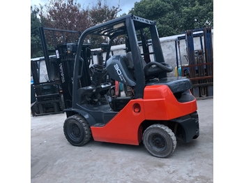 Forklift TOYOTA FD30: picture 1
