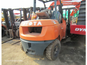 Forklift TOYOTA FD50: picture 1