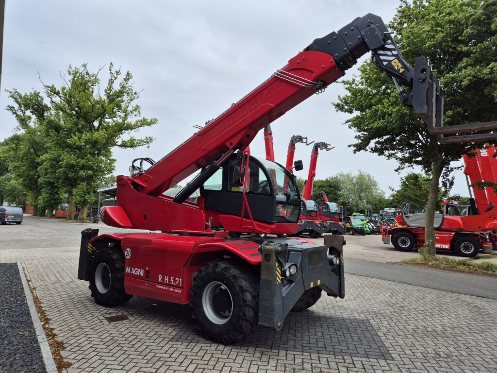 Telescopic handler MAGNI RTH 5.21 – D/D