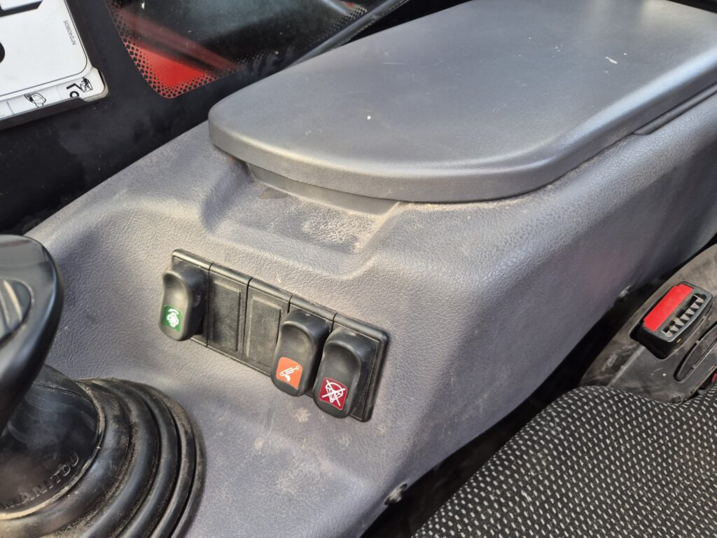 Telescopic handler MANITOU MLT 625-75 premium