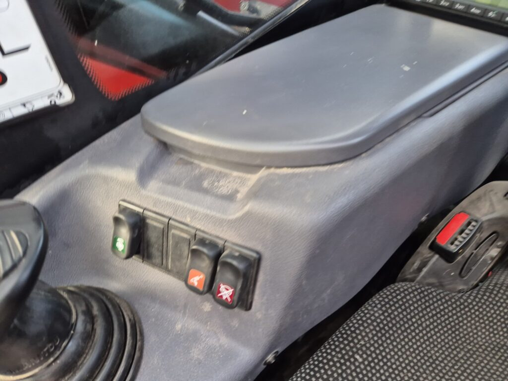 Telescopic handler MANITOU MLT 625-75 premium