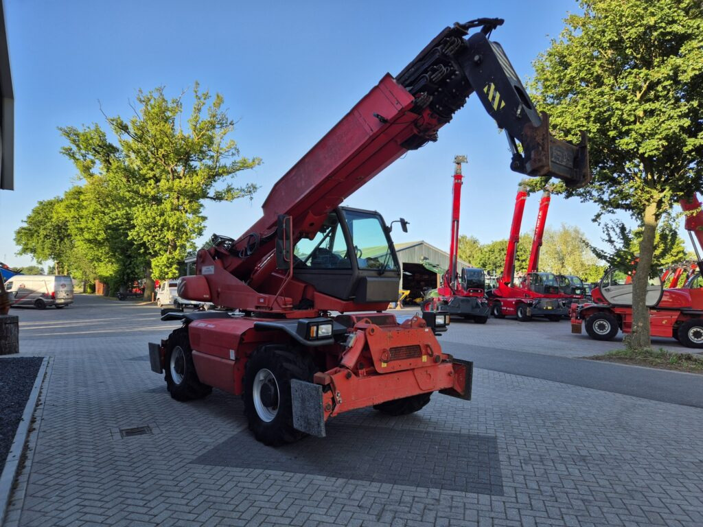 Telescopic handler MANITOU MRT 2150 M-series