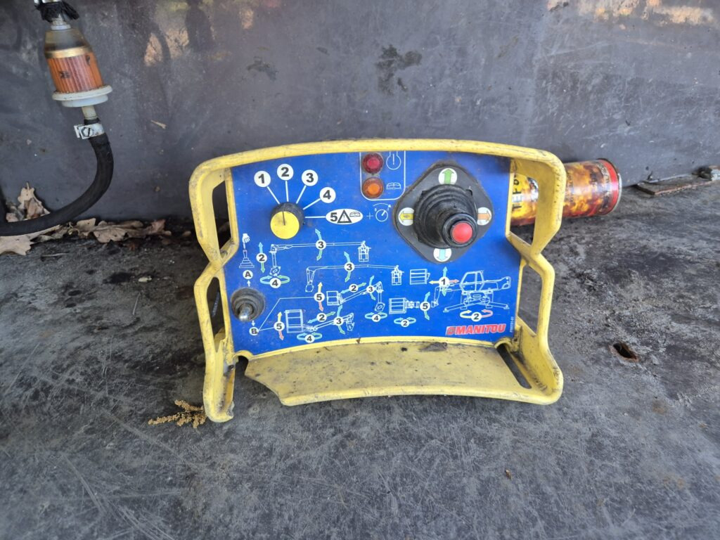 Telescopic handler MANITOU MRT 2150 M-series