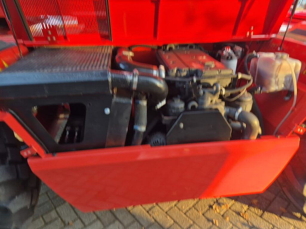 Telescopic handler MANITOU MRT 2150+ privilege