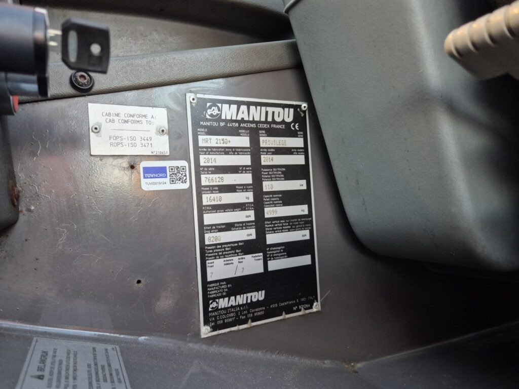 Telescopic handler MANITOU MRT 2150+ privilege