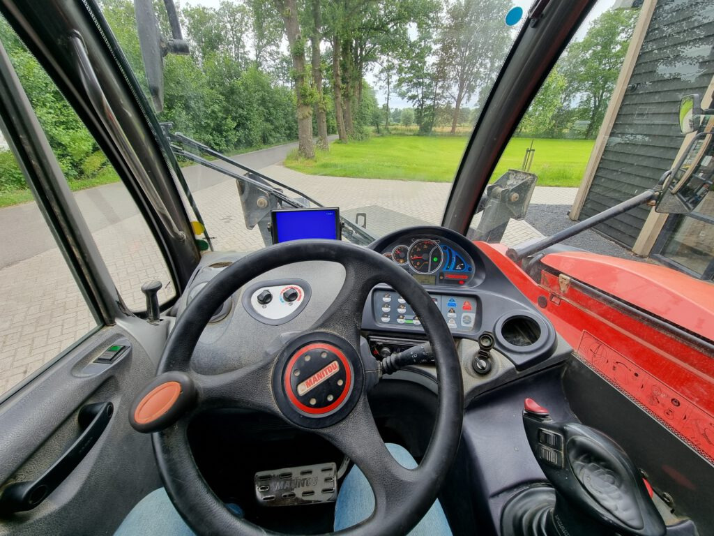 Telescopic handler MANITOU MT 1840 privilege