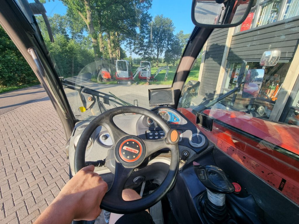 Telescopic handler MANITOU MT 1840 privilege