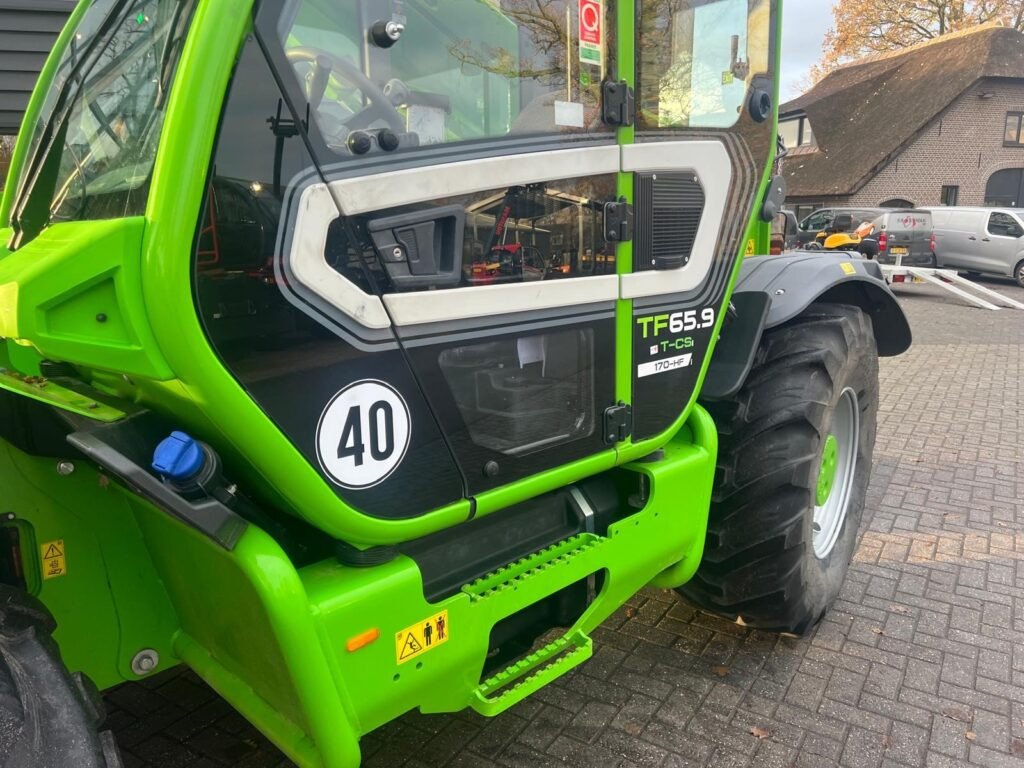 Telescopic handler MERLO 65.9 TF