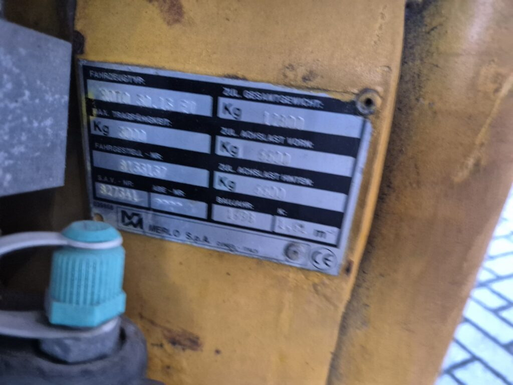 Telescopic handler MERLO Roto 30.13