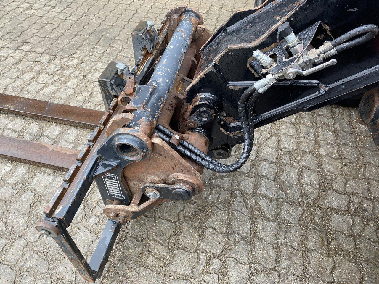 Telescopic handler Manitou MLT635-140 V+ Elite