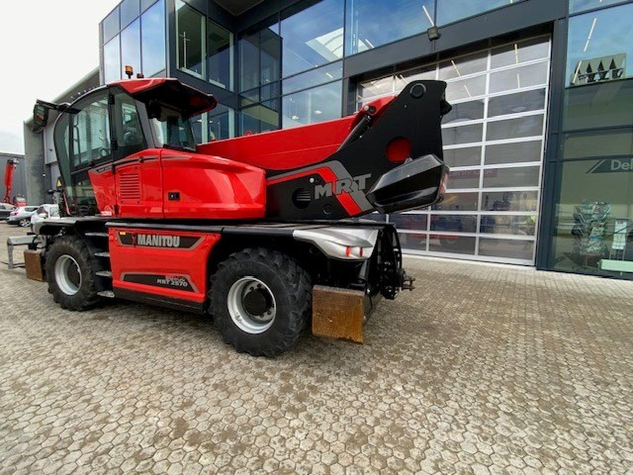 Telescopic handler Manitou MRT2570 VISION+ ST5