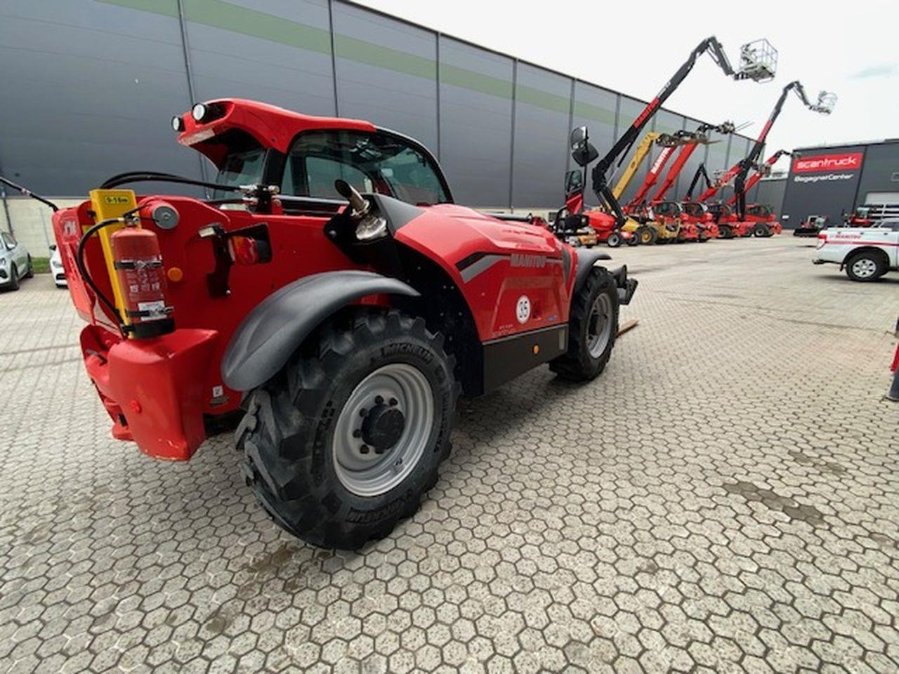 Telescopic handler Manitou MT1135 ST5
