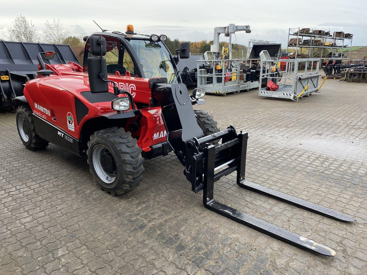 Telescopic handler Manitou MT625H Comfort
