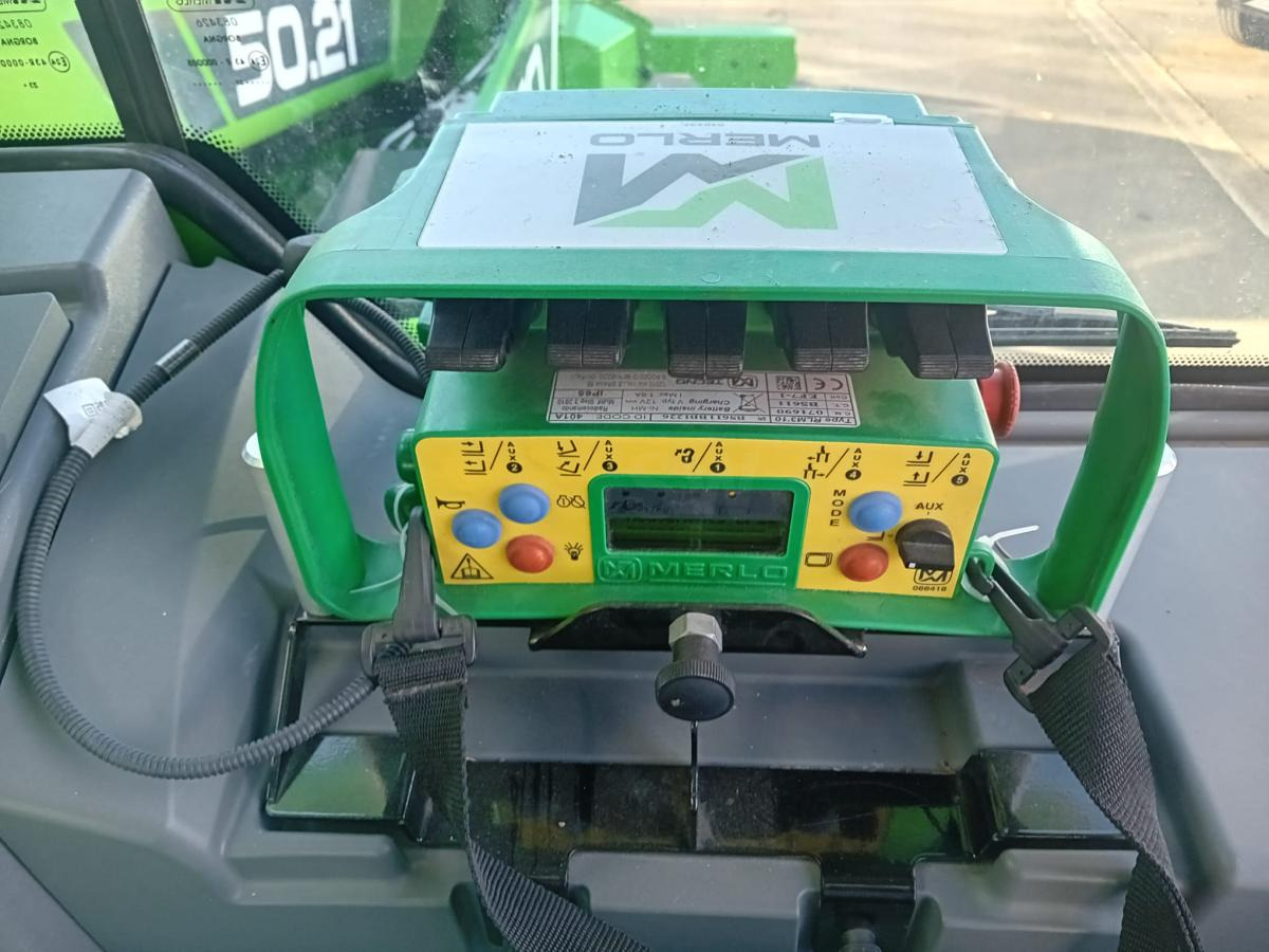 Telescopic handler Merlo Roto 50.21S