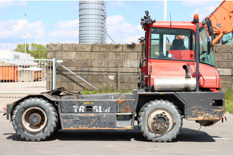 Terminal tractor Kalmar TR618iA