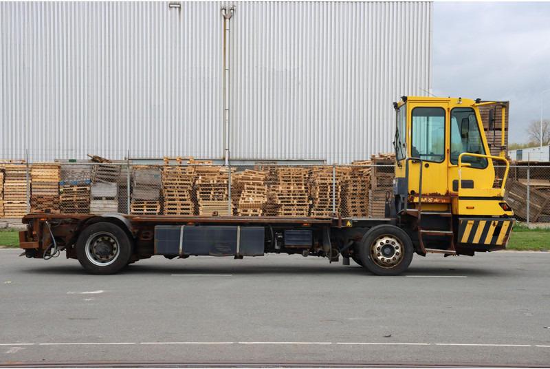 Terminal tractor Terberg BC182