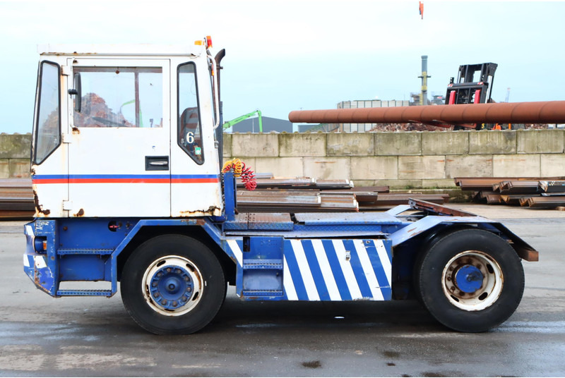 Terminal tractor Terberg TRT89