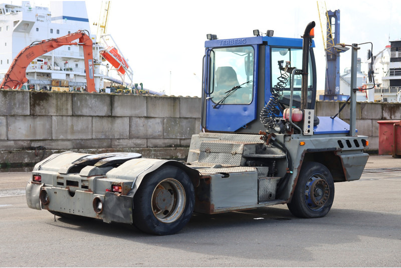 Terminal tractor Terberg TT220