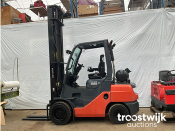 Forklift Toyota: picture 1