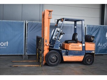 Forklift Toyota 02-5GF30: picture 1