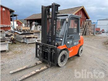Forklift Toyota 02 7FDF 30: picture 1