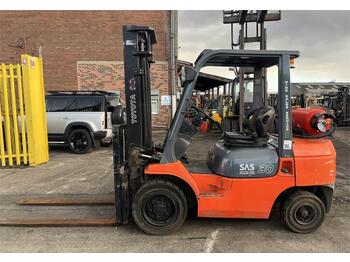 LPG forklift Toyota 02-7FGF30: picture 1