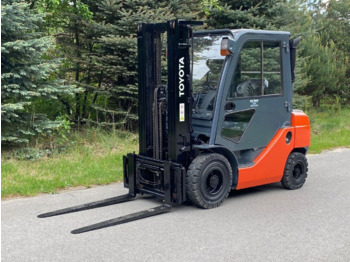 Diesel forklift TOYOTA FDF 25