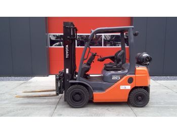 Forklift Toyota 02-8FG20F: picture 1