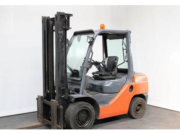 Forklift Toyota 02-8 FDF 30: picture 1