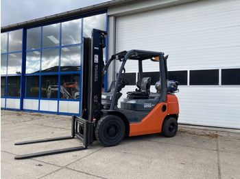 Forklift Toyota 2.5 tons LPG Sideshift 8FGF25: picture 1