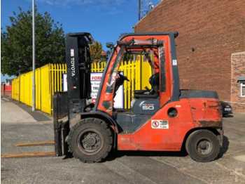 Forklift Toyota 40-8FD45N: picture 1