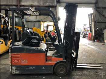 Electric forklift Toyota 7FBEF15: picture 1