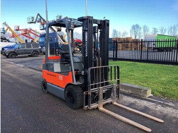 Electric forklift Toyota 7FBMF25: picture 3