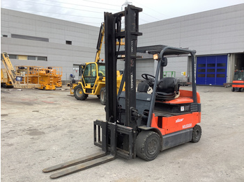 Diesel forklift Toyota 7FBMF30: picture 1