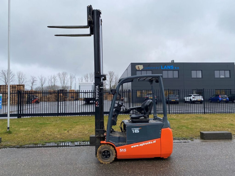 Electric forklift Toyota 8FBET16: picture 8
