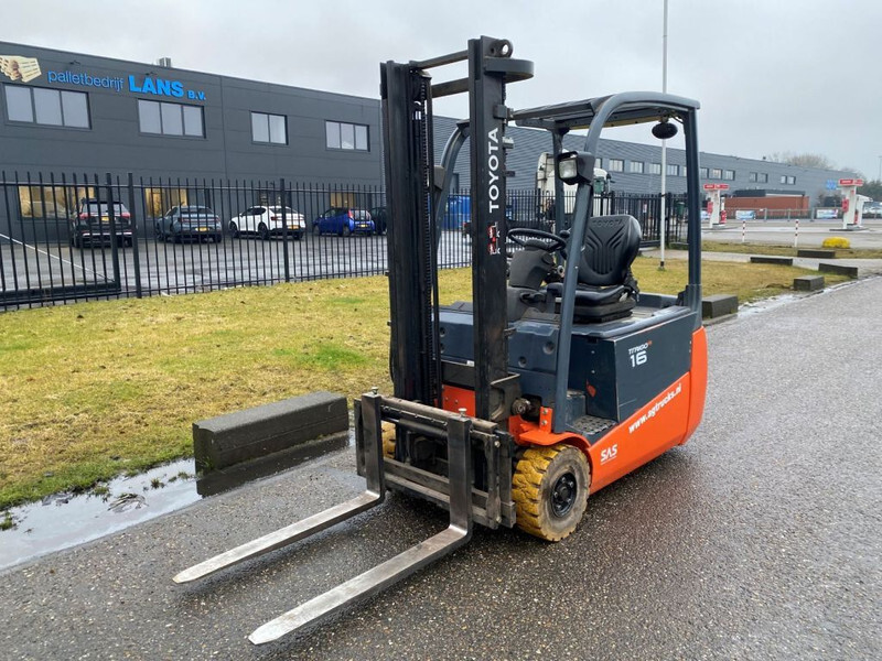 Electric forklift Toyota 8FBET16: picture 5