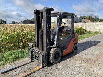 LPG forklift Toyota 8FG25F: picture 1