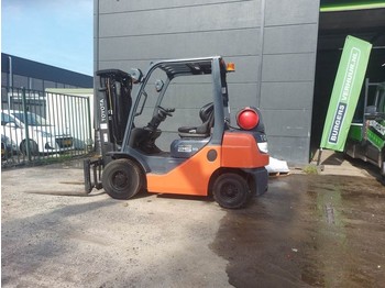 Forklift Toyota 8FGF25: picture 1