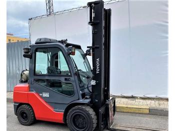 Forklift Toyota 9280 - 02-8FGJF35: picture 1