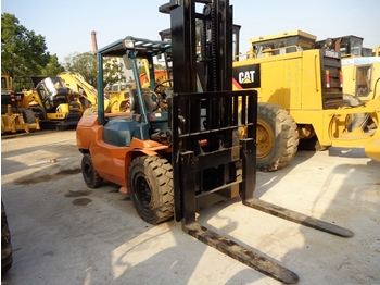 Diesel forklift Toyota FD50: picture 1