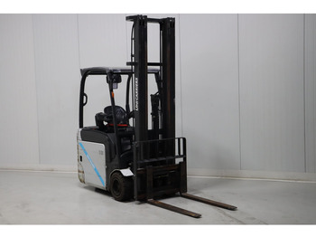 Electric forklift UNICARRIERS