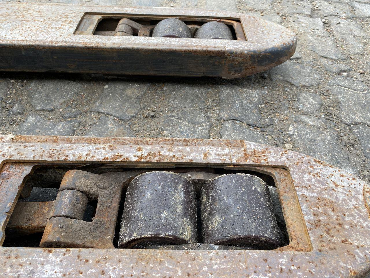 Warehouse equipment Toyota BT Staxio