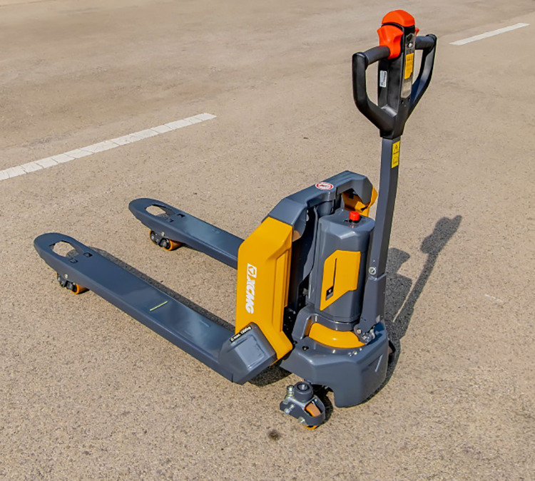 New Pallet truck XCMG XCC-LW15 1.5 t  Mini Electric Pallet Forklift Truck With Cheap Price: picture 21