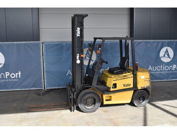 Diesel forklift Yale GDP30: picture 1
