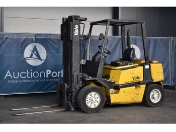 Diesel forklift Yale GDP35LF: picture 1