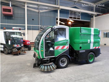 Road sweeper BUCHER CC2020: picture 1